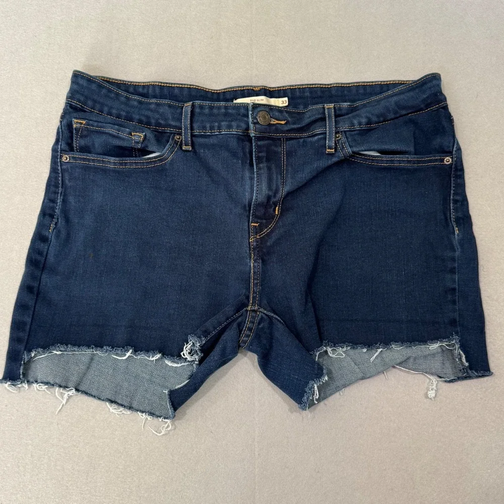 Levi's‎ Denim Shorts Womens 33 Dark Blue 712 Slim Raw Hem Cutoff Mid Rise